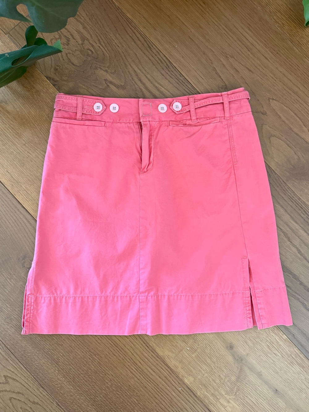 Y2K G1 Pink Mini Skirt with Button Waist
